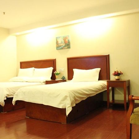 Greentree Alliance Shanghai Wanda Songjiang University Town Metro Station Hotel מראה חיצוני תמונה