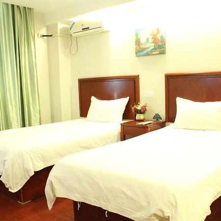Greentree Alliance Shanghai Wanda Songjiang University Town Metro Station Hotel מראה חיצוני תמונה